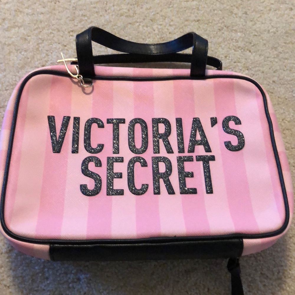 VS makeup case